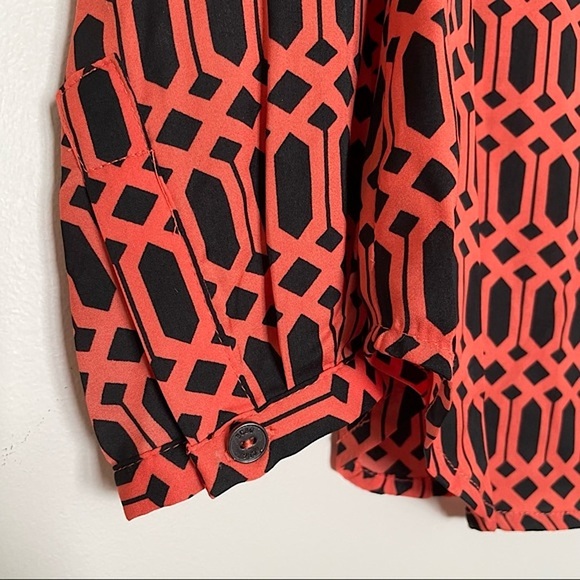 BCBGMaxAzria Geometric Print Blouse, Orange & Black, NWT, Size XS‎ - Picture 5 of 8
